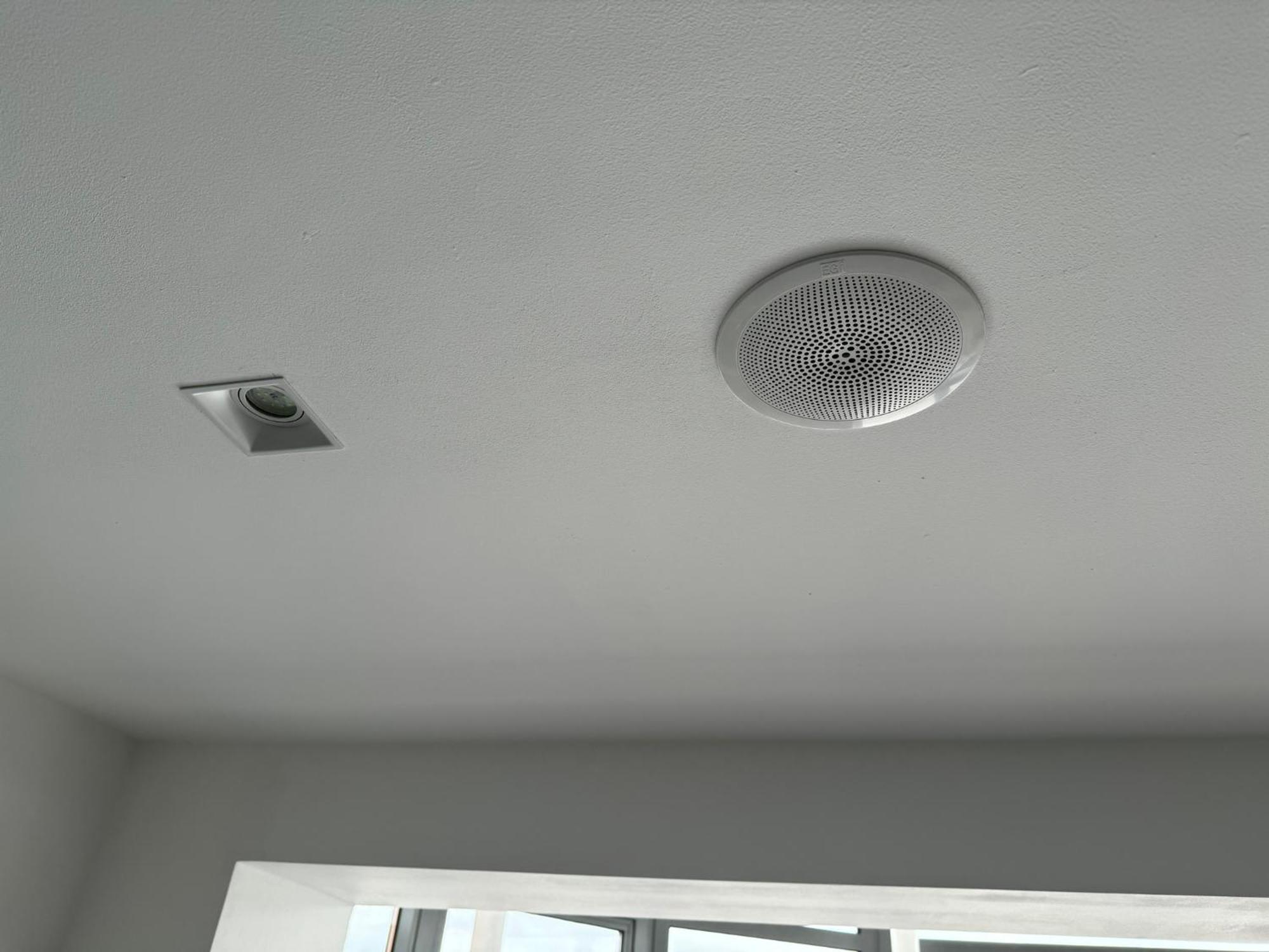 צ'למספורד Long Letting - Luxurious 3 Bedroom Penthouse In City Centre - Parking Included! מראה חיצוני תמונה